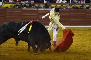 Triple salida a hombros en Illescas