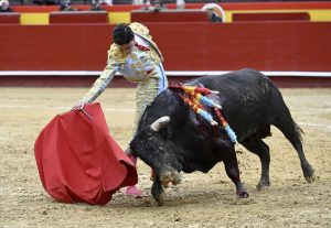La pureza de El Mene abre la puerta grande en Valencia