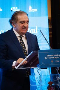 Entregado en el Senado el Premio Nacional de Tauromaquia
