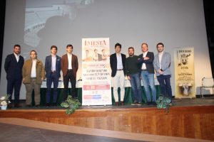 Terna de toreros jóvenes con argumentos en Iniesta