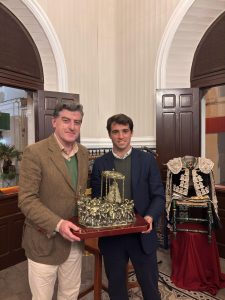 El matador de toros Rafael Serna, triunfador en Almonte