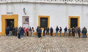Colas en la taquilla en la apertura del abono en Sevilla