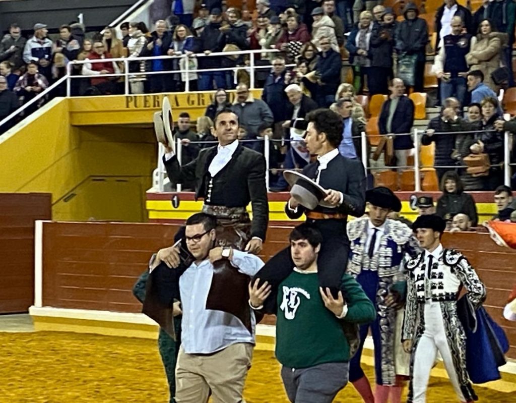 Puerta grande de Diego Ventura y Leonardo en Illescas