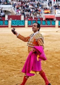 Fortes y Roca Rey triunfan en una histórica Corrida Picassiana