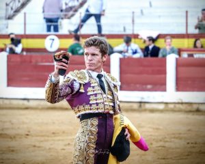 Puerta grande de Borja Jiménez y Ginés Marín en Mérida
