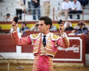 Puerta grande de Borja Jiménez y Ginés Marín en Mérida