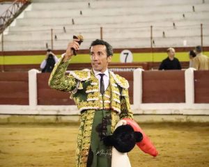 Puerta grande de Borja Jiménez y Ginés Marín en Mérida