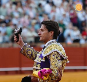 Oreja de mucho peso de Lama de Góngora en Sevilla