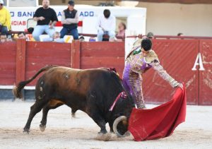 García Pulido corta dos apéndices en Colmenar de Oreja