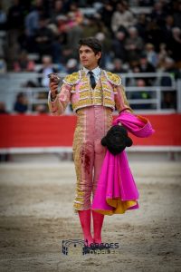 Sebastián Castella y Clemente, a hombros en Arles