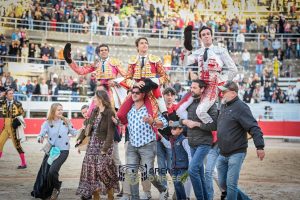 Arles vibra con una extraordinaria corrida de toros