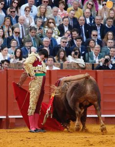 La firmeza y la seguridad de Luque destacan en Sevilla