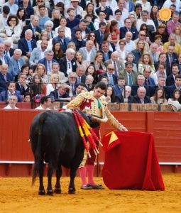 La firmeza y la seguridad de Luque destacan en Sevilla