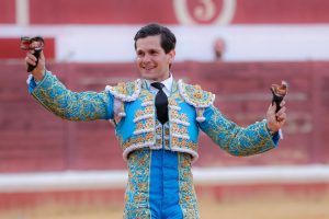 Excelente y triunfal novillada en Lucena