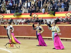 Los tres toreros a hombros en Moralzarzal