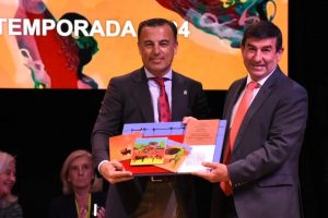 La Junta de Andalucía en Cádiz entrega sus premios