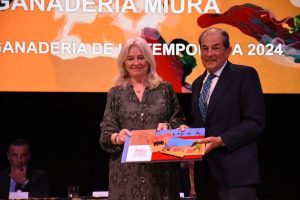 La Junta de Andalucía en Cádiz entrega sus premios