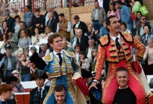 El Fandi y Borja Jiménez salen a hombros en San Clemente