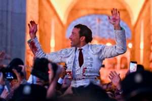 Trono del Príncipe para David de Miranda en Sevilla