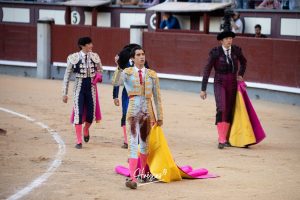 La terna de novilleros demuestra buena proyección en Las Ventas