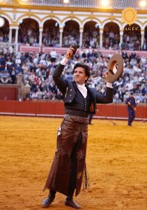 Diego Ventura y Guillermo Hermoso, oreja en Sevilla