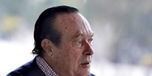 Curro Romero se recupera de una infección en el hospital