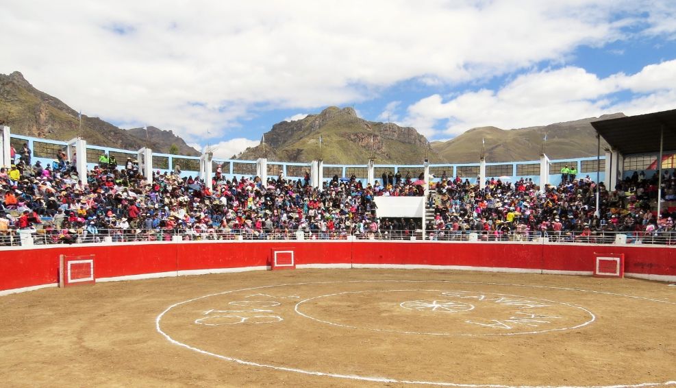 Carteles de la Feria Internacional de Huancavelica