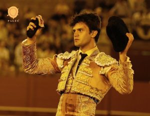 Cristiano Torres corta una oreja en Sevilla