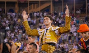 Roca Rey rinde Alicante con bravos toros de Victoriano del Río