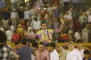 Puerta grande de David Galván en Algeciras