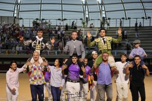 Colombo y Solal, a hombros en Istres