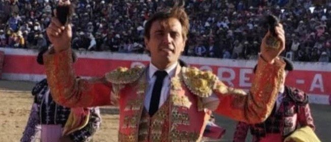 Miguel Tendero y Diego García triunfan en Huancavelica