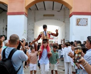 Iker de Virgilio, a hombros en la novillada de Vinaroz