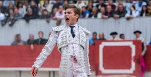 Andy Younes inicia su temporada taurina en Perú