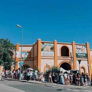 Desde las seis de la mañana para comprar entradas en Huesca