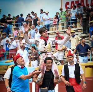 Mario Vilau, operado de una cornada de tres trayectorias