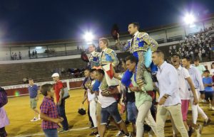 Manzanares paladea el toreo de tres diestros en sazón