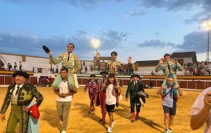 Todos a hombros en Castellar