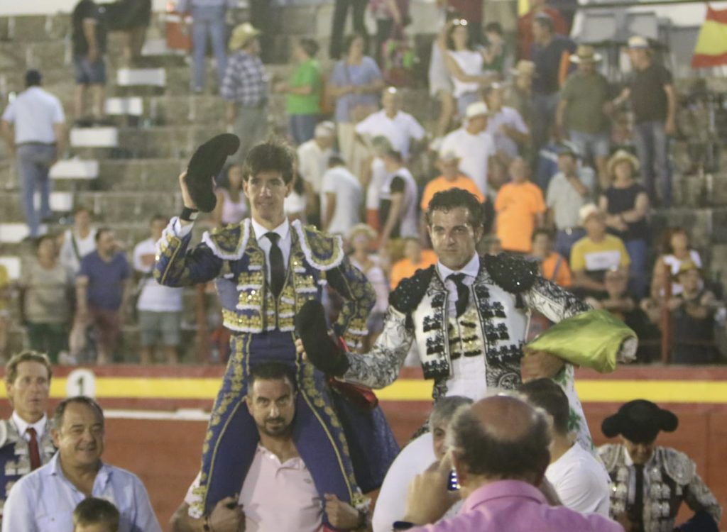 Reseña de las corridas de toros de Pedro Muñoz e Íscar