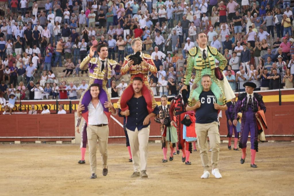 Fandi, Escribano y Colombo triunfan en Utiel
