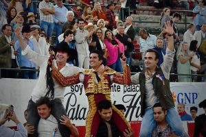 Cuatro orejas y rabo para Calita en Guadalajara