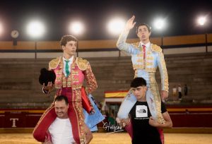 Mariscal Ruiz y El Mene, puerta grande en El Álamo