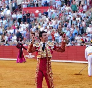 Miguel Ángel Perera, operado con éxito de la espalda