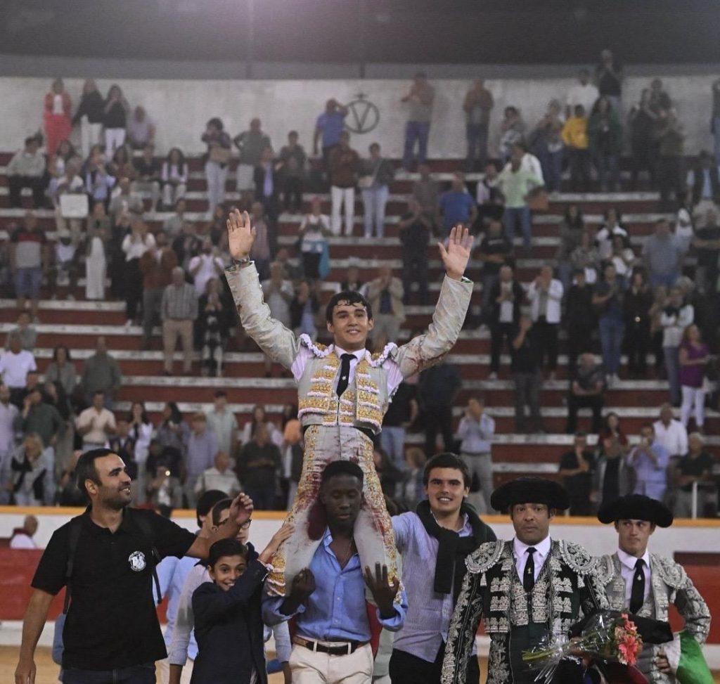 Tomás Bastos, nombre propio en Moita