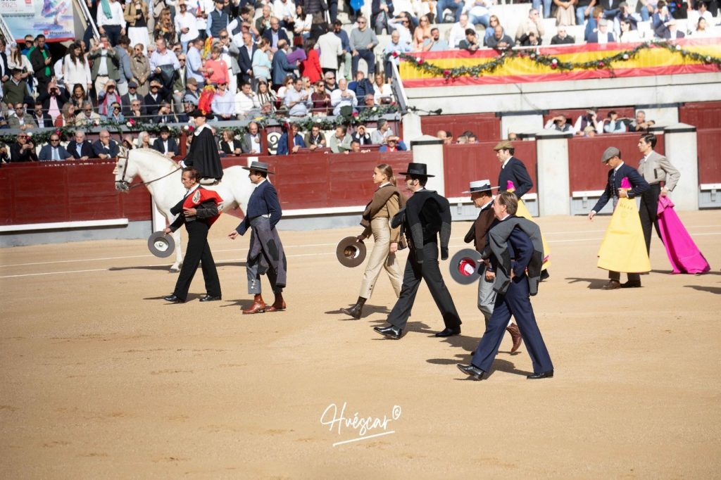El toreo honra a 'Antoñete' con un grandioso festival