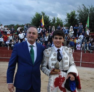 Alejandro Rubio, Piña de Oro en El Hoyo de Pinares