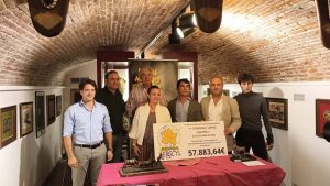 Entregado el dinero recaudado en el festival benéfico de Ledesma