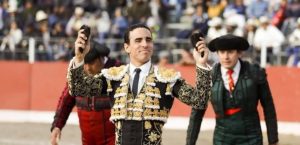 Joaquín Galdós, tres orejas y puerta grande en San Miguel