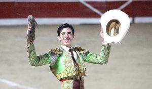 Marco Pérez indulta un toro de Begoña en Mérida