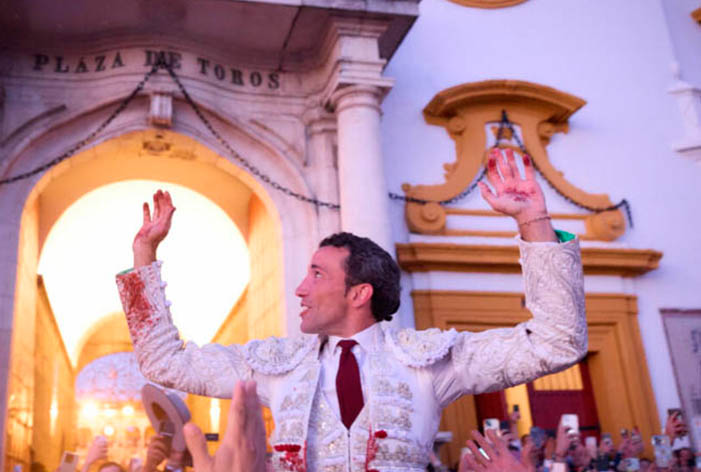 David de Miranda, premiado por el Hotel Meliá Colón de Sevilla